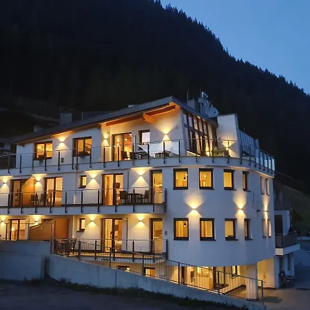 Apartamento Chasa Allegria *