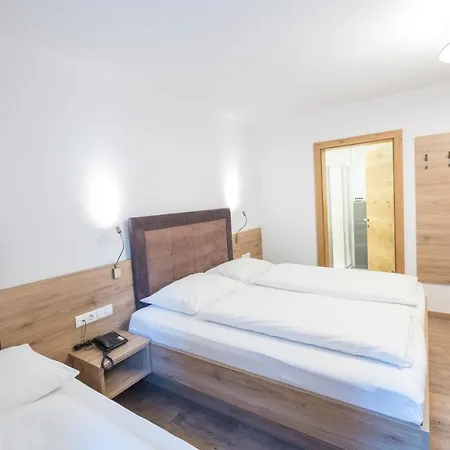 Apartment Chasa Allegria *
